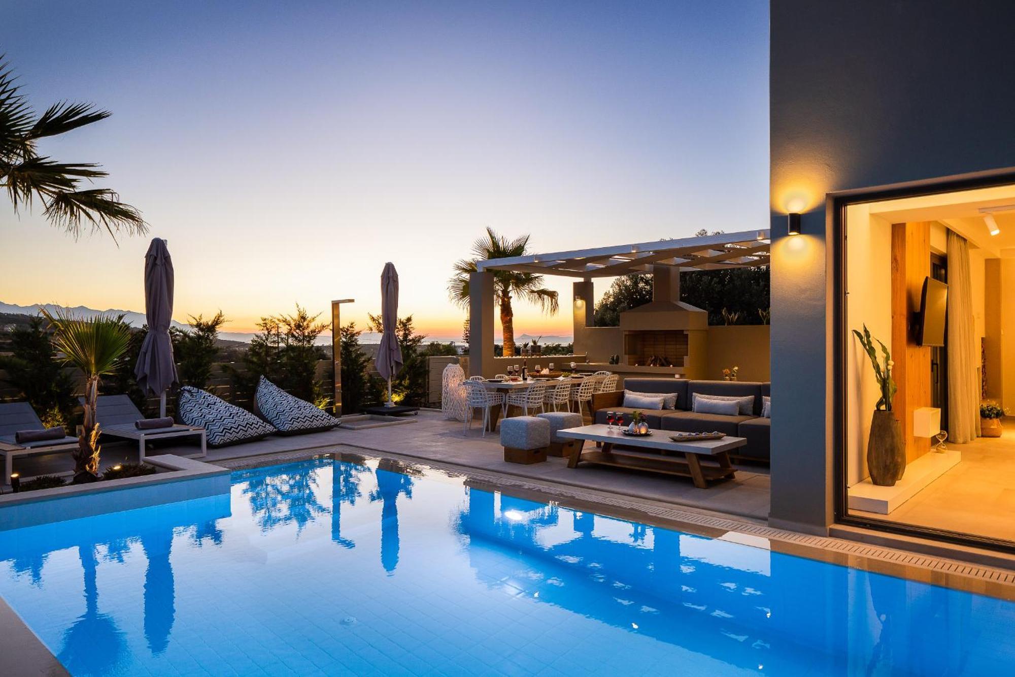 Vasilios Villa, With Pool, Gym & Close To Beach, By Thinkvilla Loutra Exterior foto