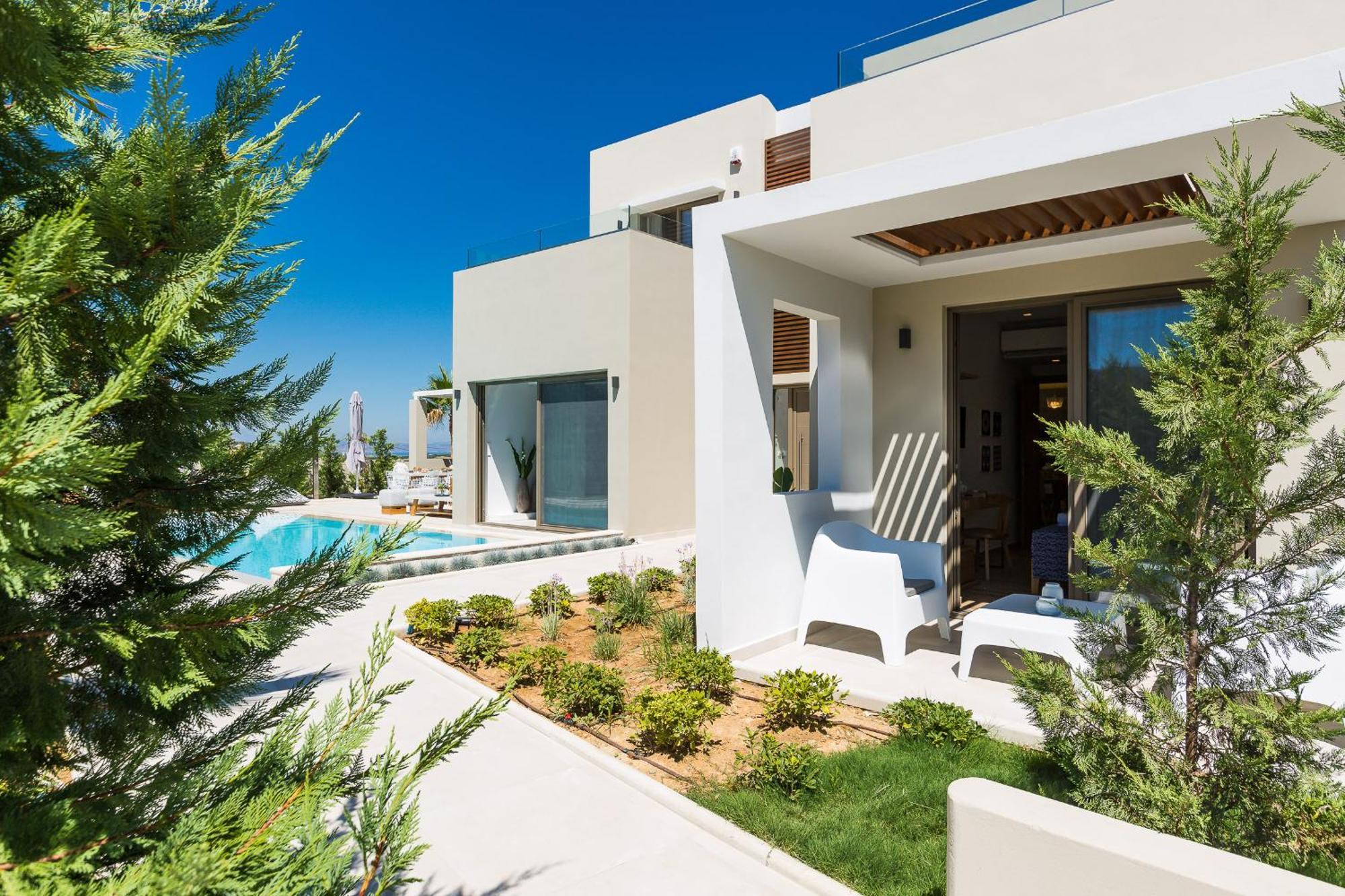Vasilios Villa, With Pool, Gym & Close To Beach, By Thinkvilla Loutra Exterior foto